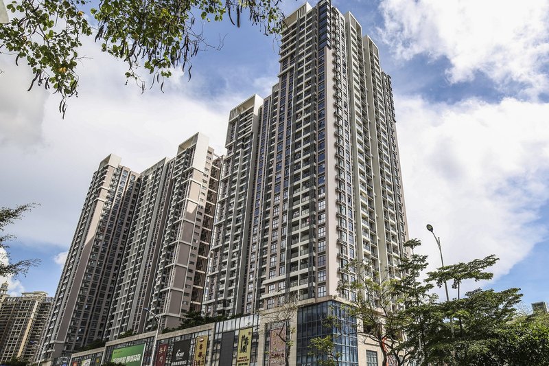 Fanxi Serviced Apartment (Shenzhen Meilin Zhuoyuecheng branch 2) over view