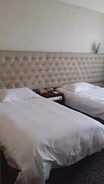 Changjiang Hotel Guest Room