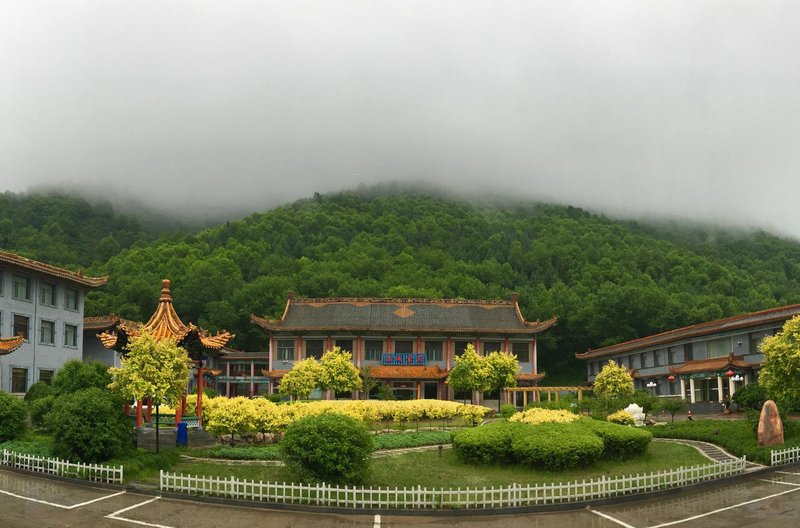 Liangcheng Mountain Villa Over view