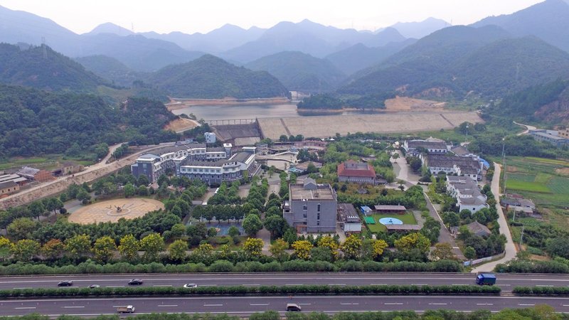 Wu Jia Manor Over view