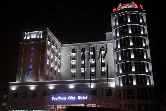Southern City Hotel Over view