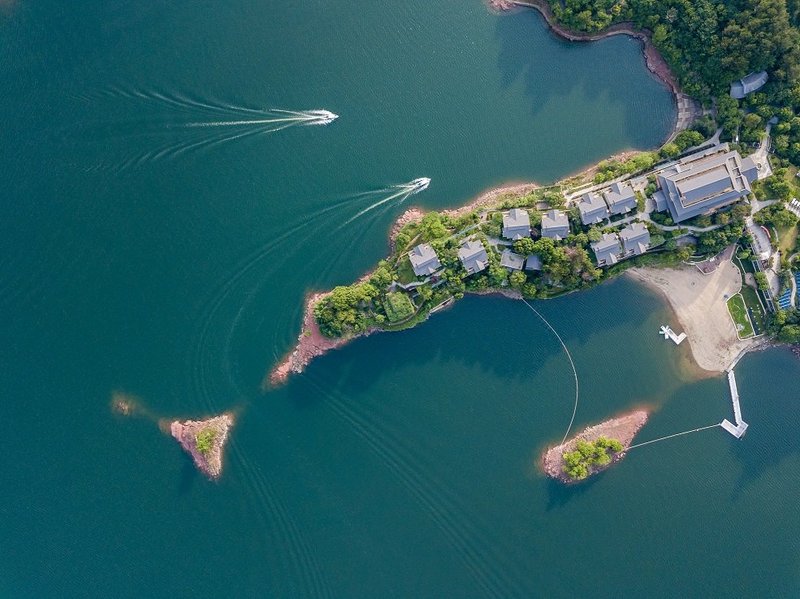 千岛湖温馨岛蝶来湖景度假酒店外景图