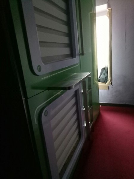 Youge Youth Space Capsule Hostel Guest Room