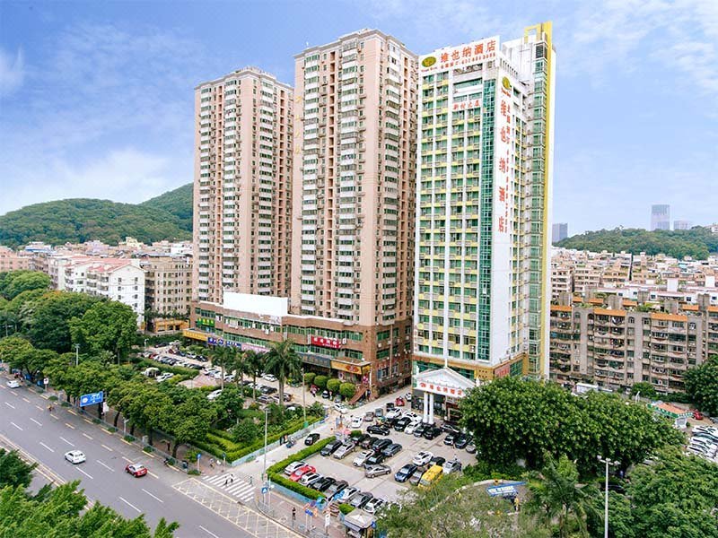 Vienna Hotel (Shenzhen Aiguo Road) Over view