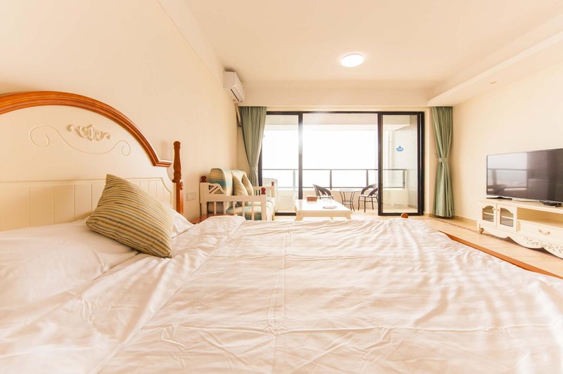 Kitten Cat Apartment Guest Room