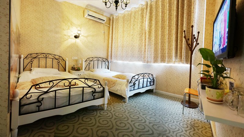 Wuzhen We Come Here Theme Inn Guest Room