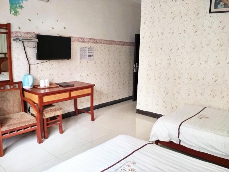 QinZhou YongHui  Hotel Guest Room
