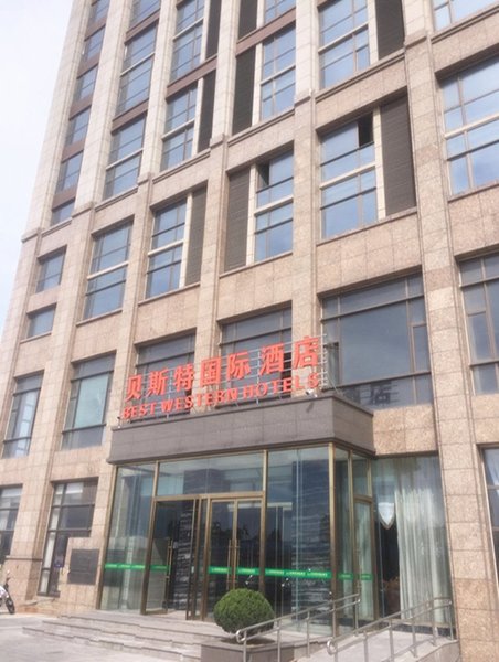 Best Hotel Over view