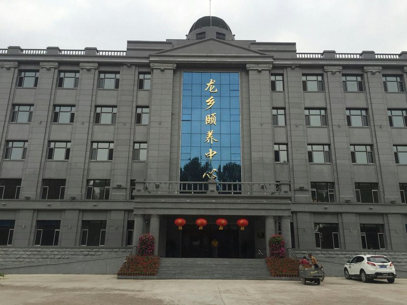 Longxiang Yiyang Center Over view