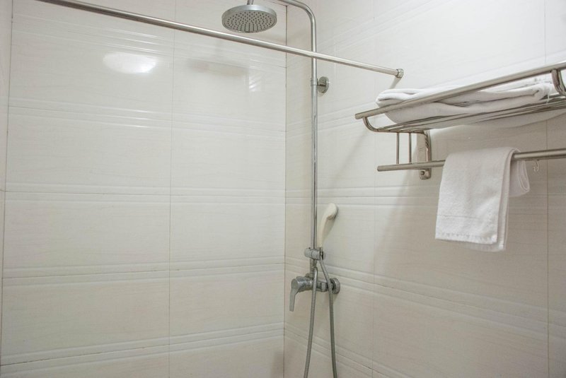 Haihou Fengqin Hostel Guest Room