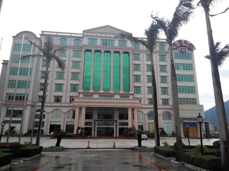 Yangjiang Sunrise Hotel Over view