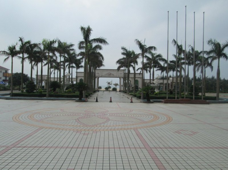 Yangjiang Sunrise Hotel Over view