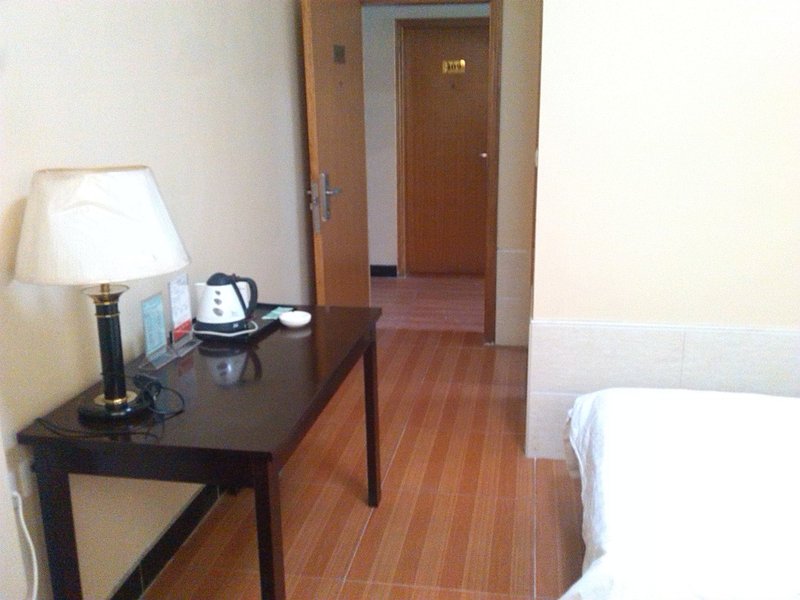 Egang Hotel Guest Room