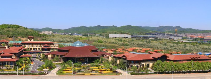 Luneng Yitang Ocean Spring HotelOver view