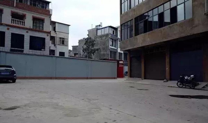 LUOPING CHELAIYUNJU HOTEL Over view