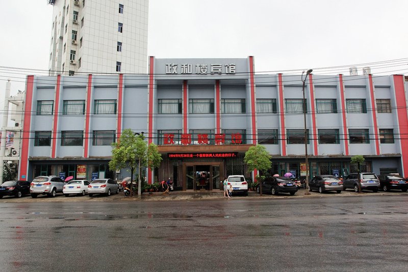  酒店外观