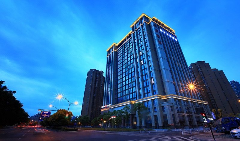 桔子水晶酒店(杭州钱江新城近江店)外景图