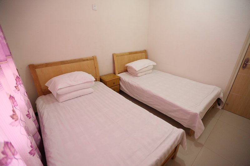 Rujia Family Hostel Guest Room