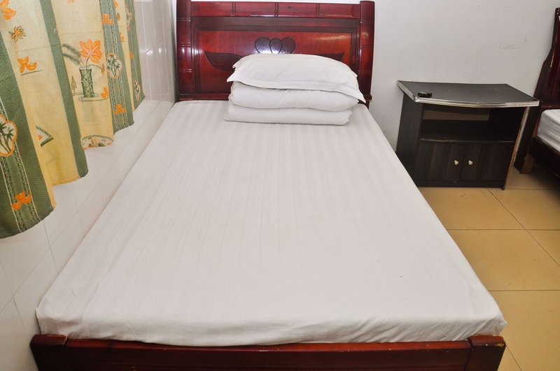 Jixiang Hostel (Guangzhou Jingxi)Guest Room