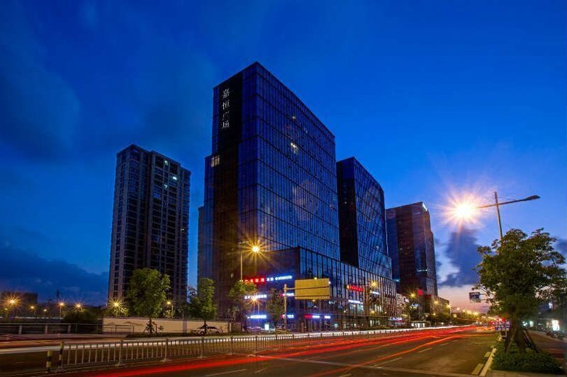 Dream House Hotel & Apartment (Ningbo East Exhibition Culture Square Metro Station) over view
