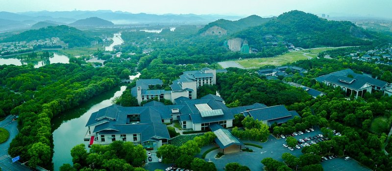 Narada Mirror Lake Hotel Shaoxing over view