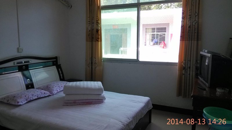 Tianzhu Renshun Farmhouse InnGuest Room