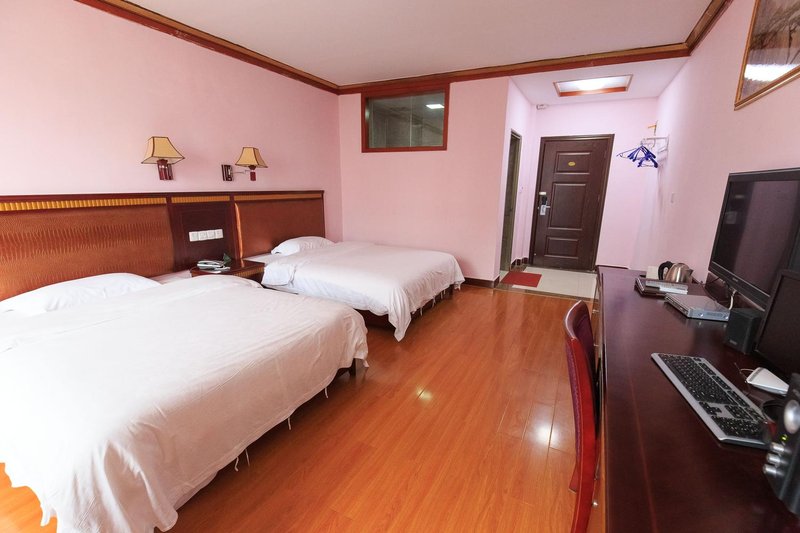 Xinhelong Hotel Guest Room