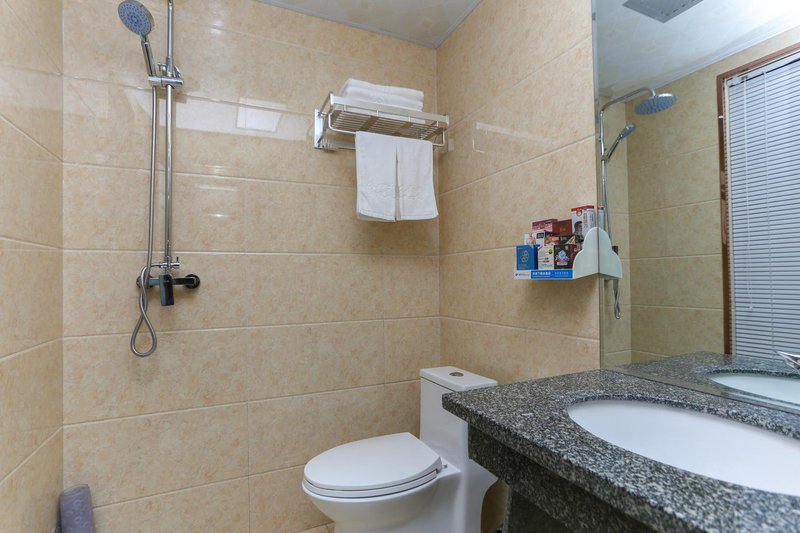 JinLiHotel Guest Room