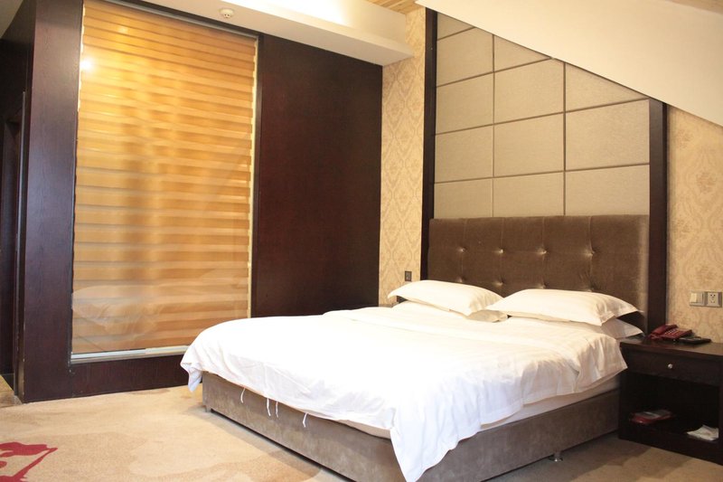 Fucai · Xianggelila Hotel Guest Room