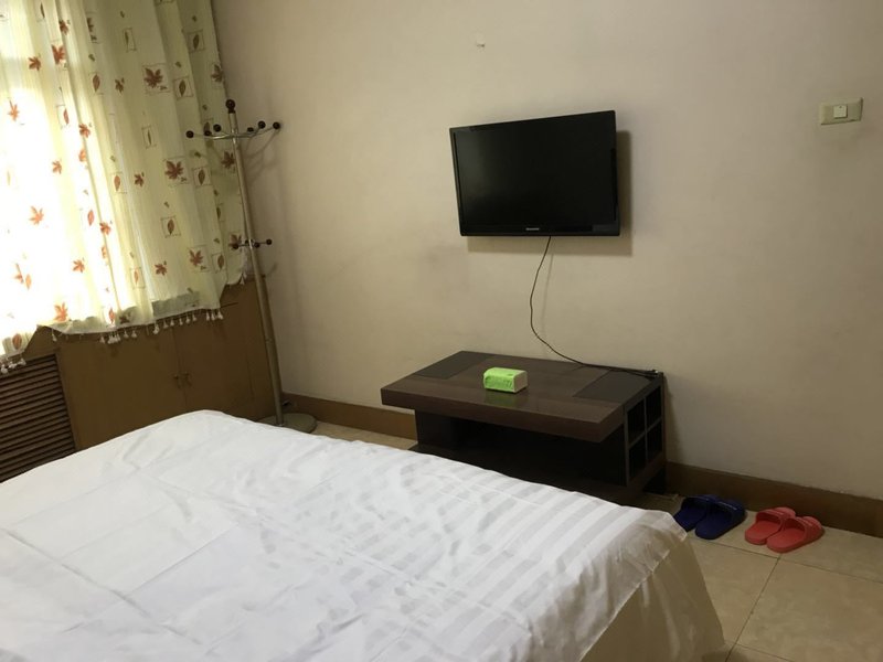 on the wayGuest Room