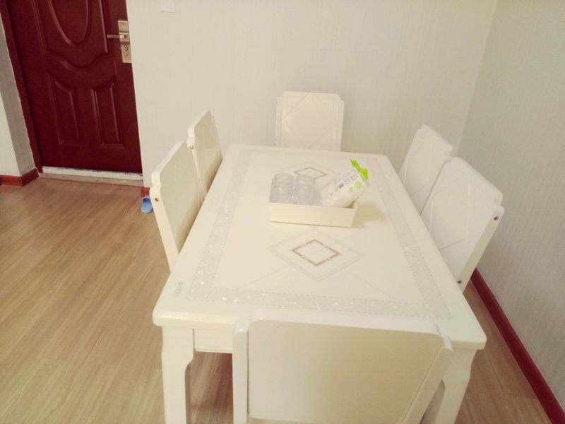 Linnan Family Apartment (Linxia Lingpai Jinxiu Jiayuan) 客房