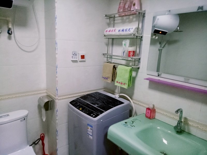 Linnan Family Apartment (Linxia Lingpai Jinxiu Jiayuan) 客房