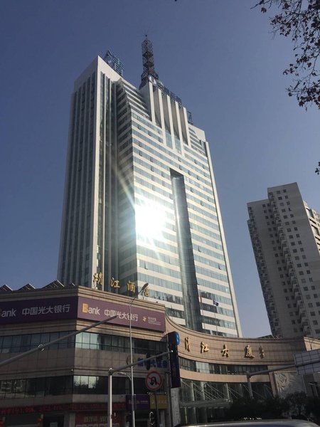 Qingjiang Hotel (Yichang CBD) Over view