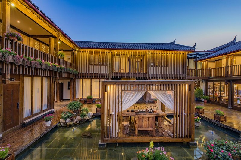 Lijiang Zen Tea Heart Boutique Inn Over view