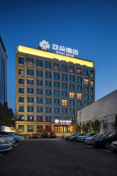 Atour Hotel (Ji'nan Wenhua East Road) over view