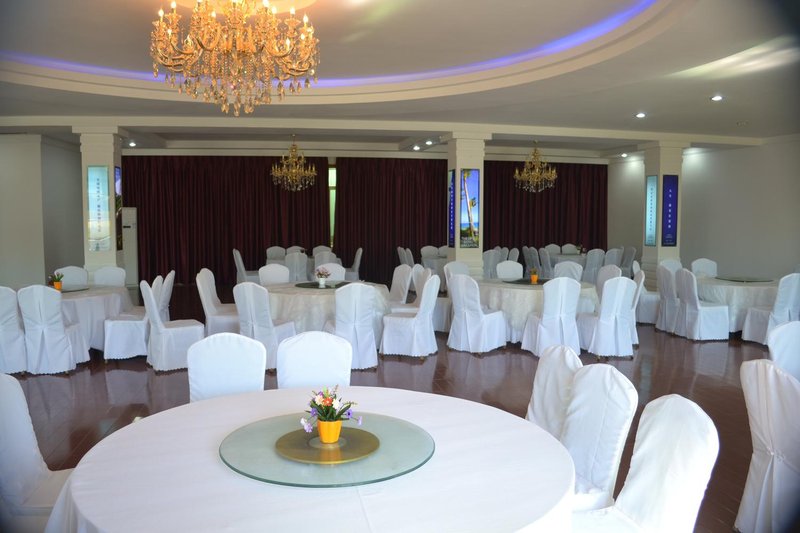 Ganglong Hotel meeting room