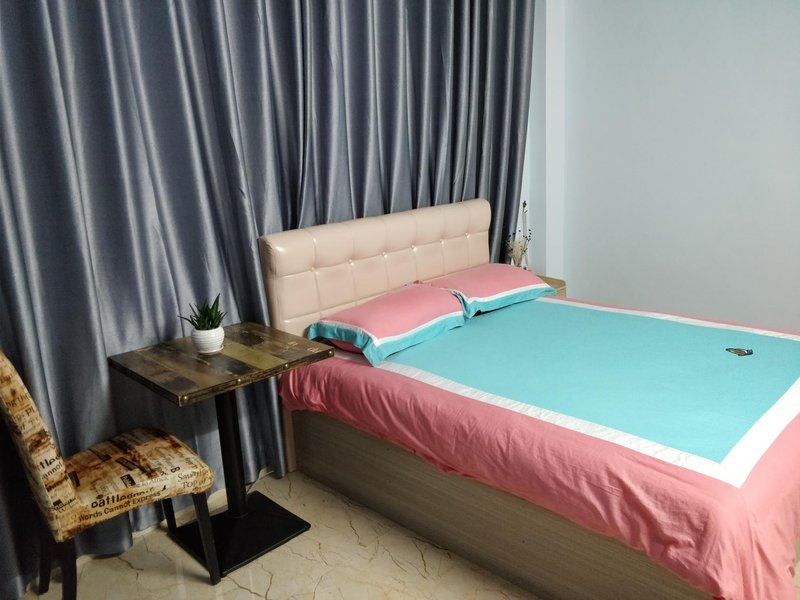 heyikezhanGuest Room