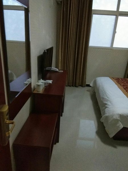 XIANYANGJIAXISHANGWUBINGGUANGuest Room