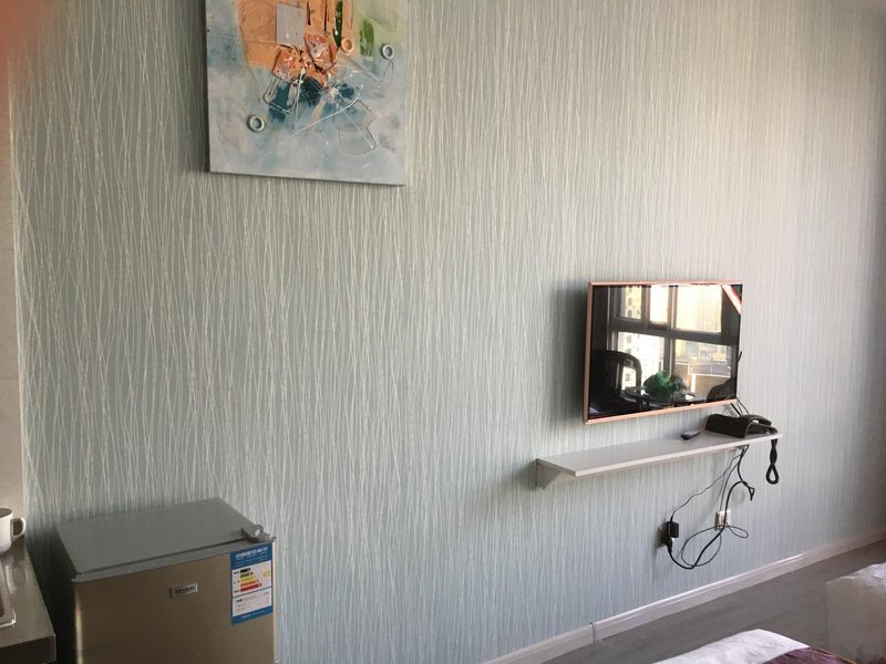 A lot of money Guest Room