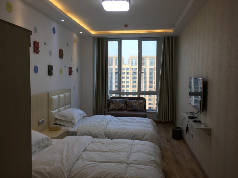 A lot of money Guest Room