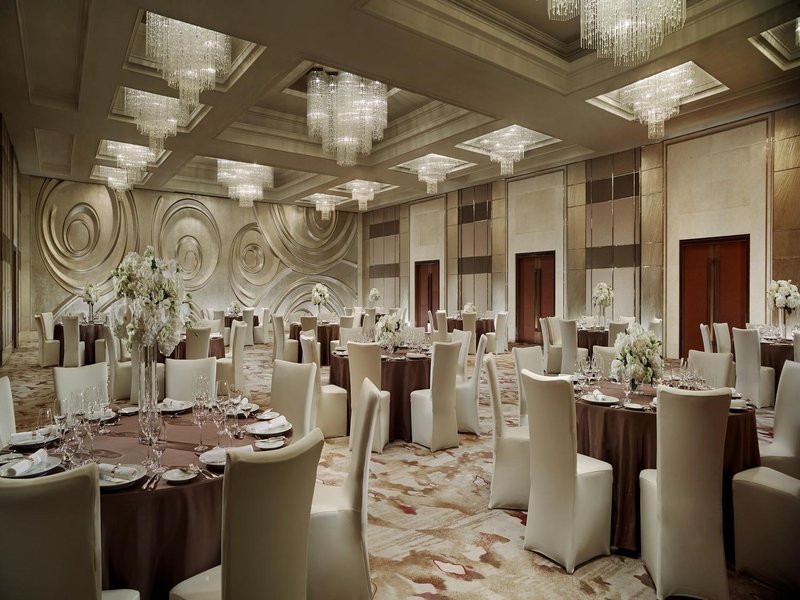 The Portman Ritz-Carlton, Shanghaimeeting room