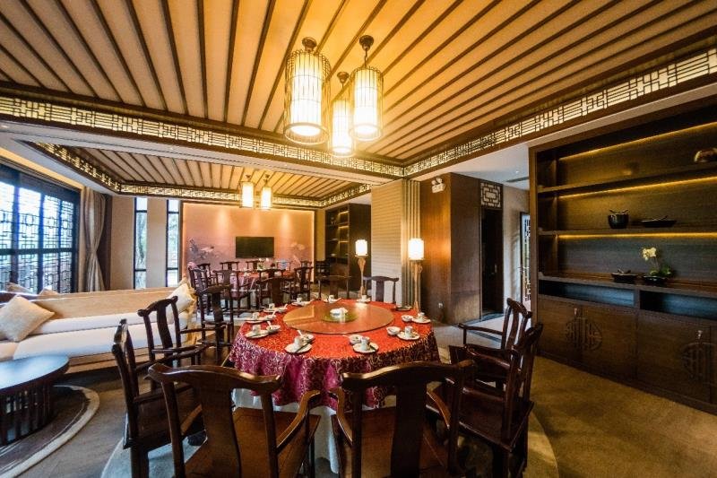 zi meng The Springs Hotel Restaurant