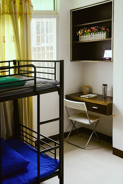 Zailushang Qingnian Zhijia Hostel 客房