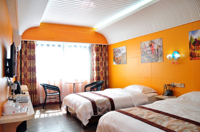 Seven Plus One Theme Inn Guest Room