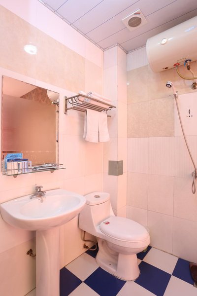 Jinzhou Holiday Hotel Henan YanjiGuest Room