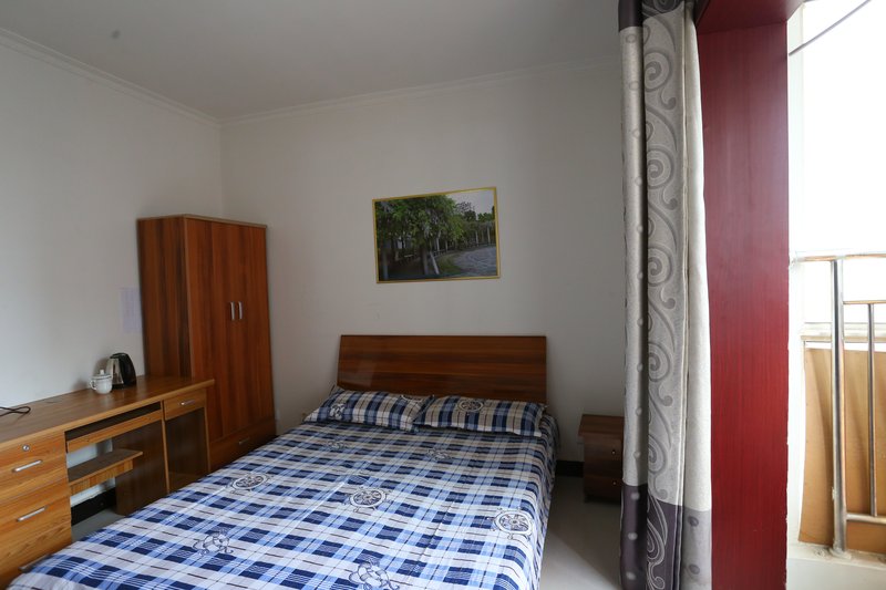 Chacheng Family InnGuest Room