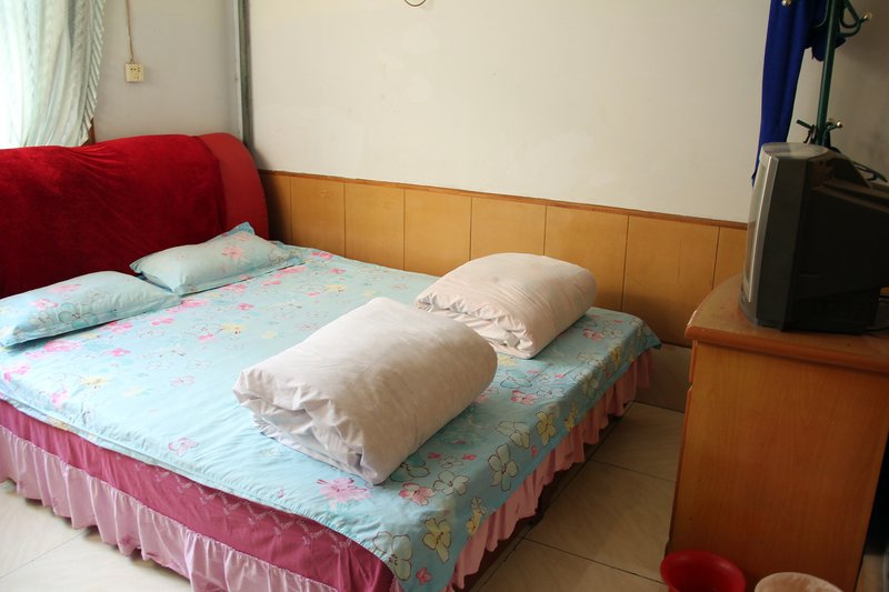 Nanjiecun Hostel (Lankao Yulu Avenue No.1 Branch)Guest Room