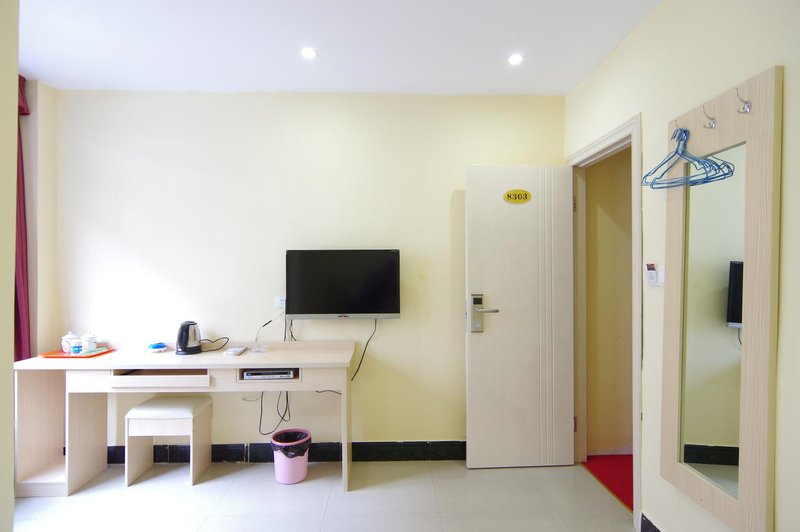 Chang Long Hotel Guest Room