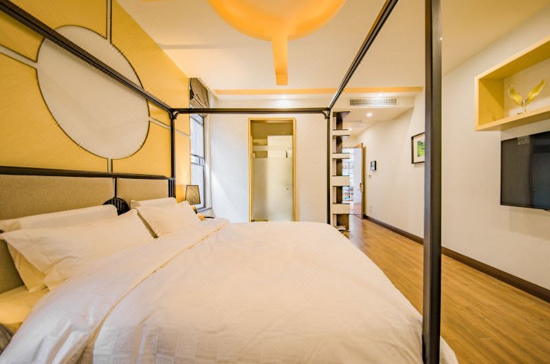 Ten Rooms InnGuest Room