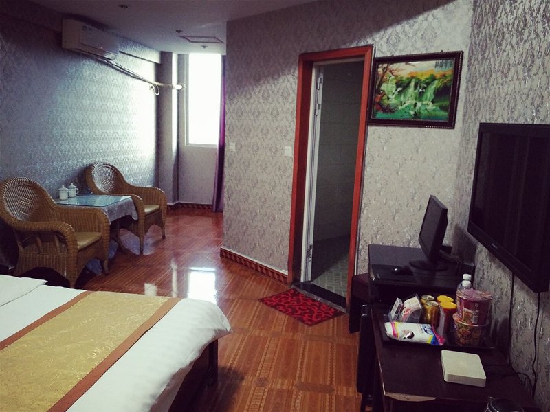 Longshun Business HostelGuest Room